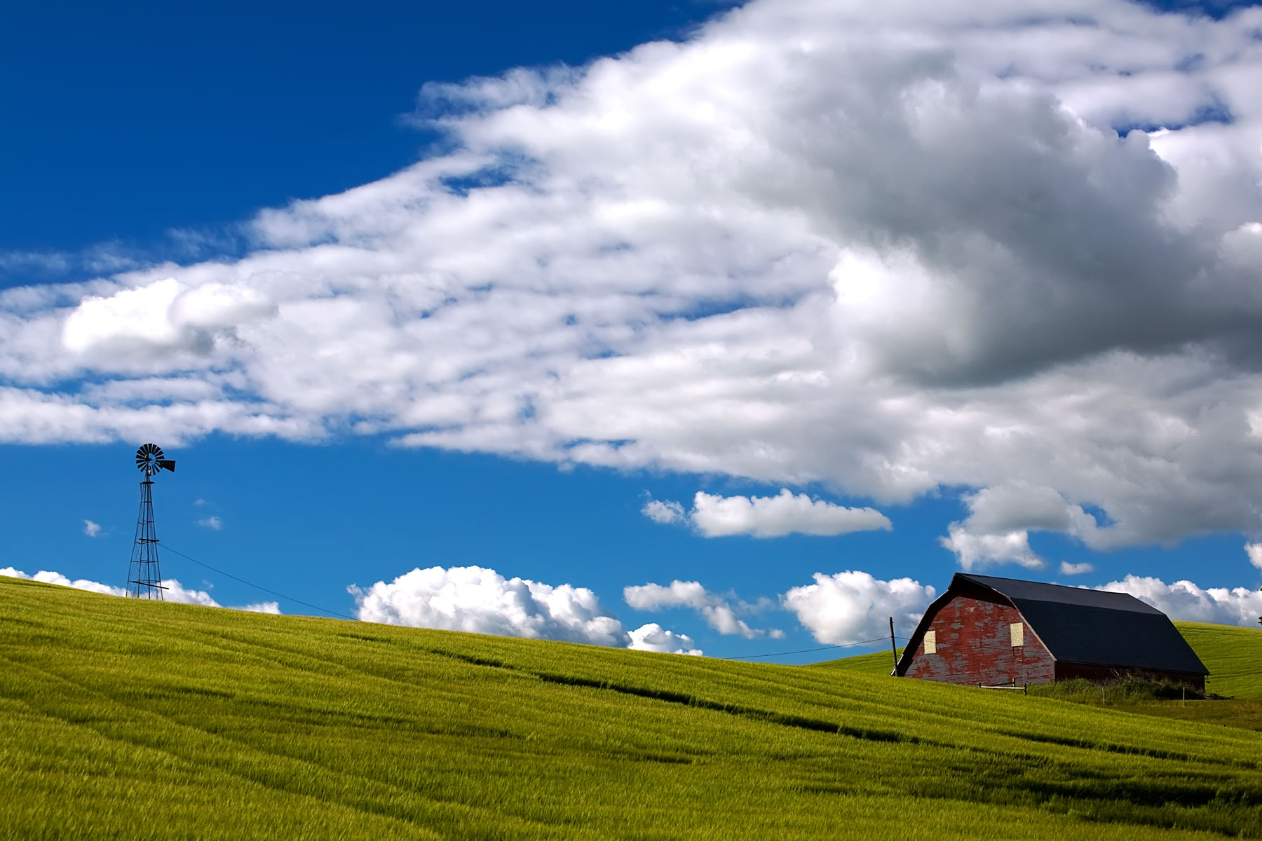 big-sky-barn-windmill-idaho